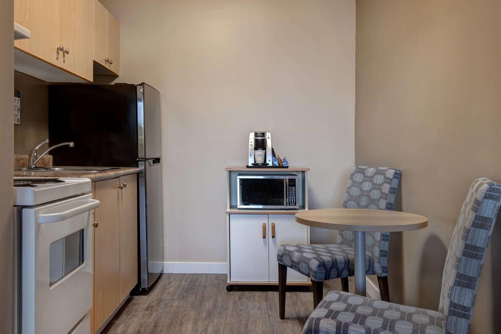Days By Wyndham Uptown 3* Victoria