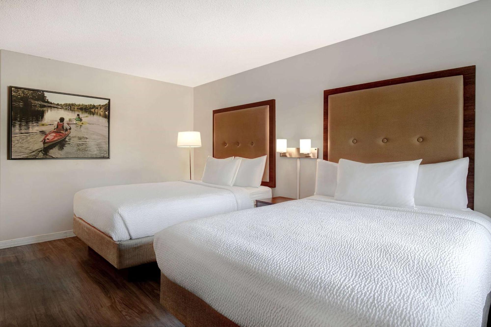 Days By Wyndham Uptown