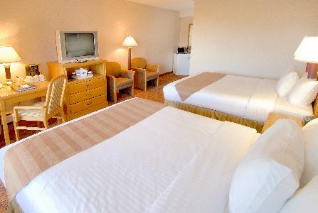Days By Wyndham Uptown Victoria