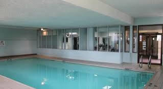 Days By Wyndham Uptown Hotel