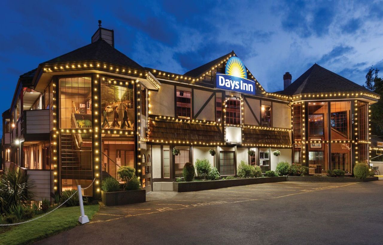 Days By Wyndham Uptown Hotel 3*