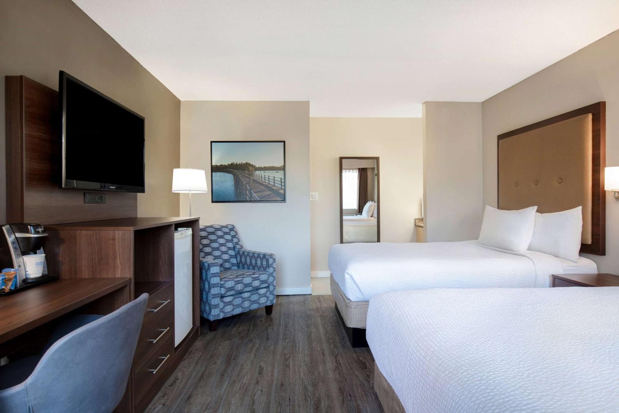 Days By Wyndham Uptown Hotel 3*