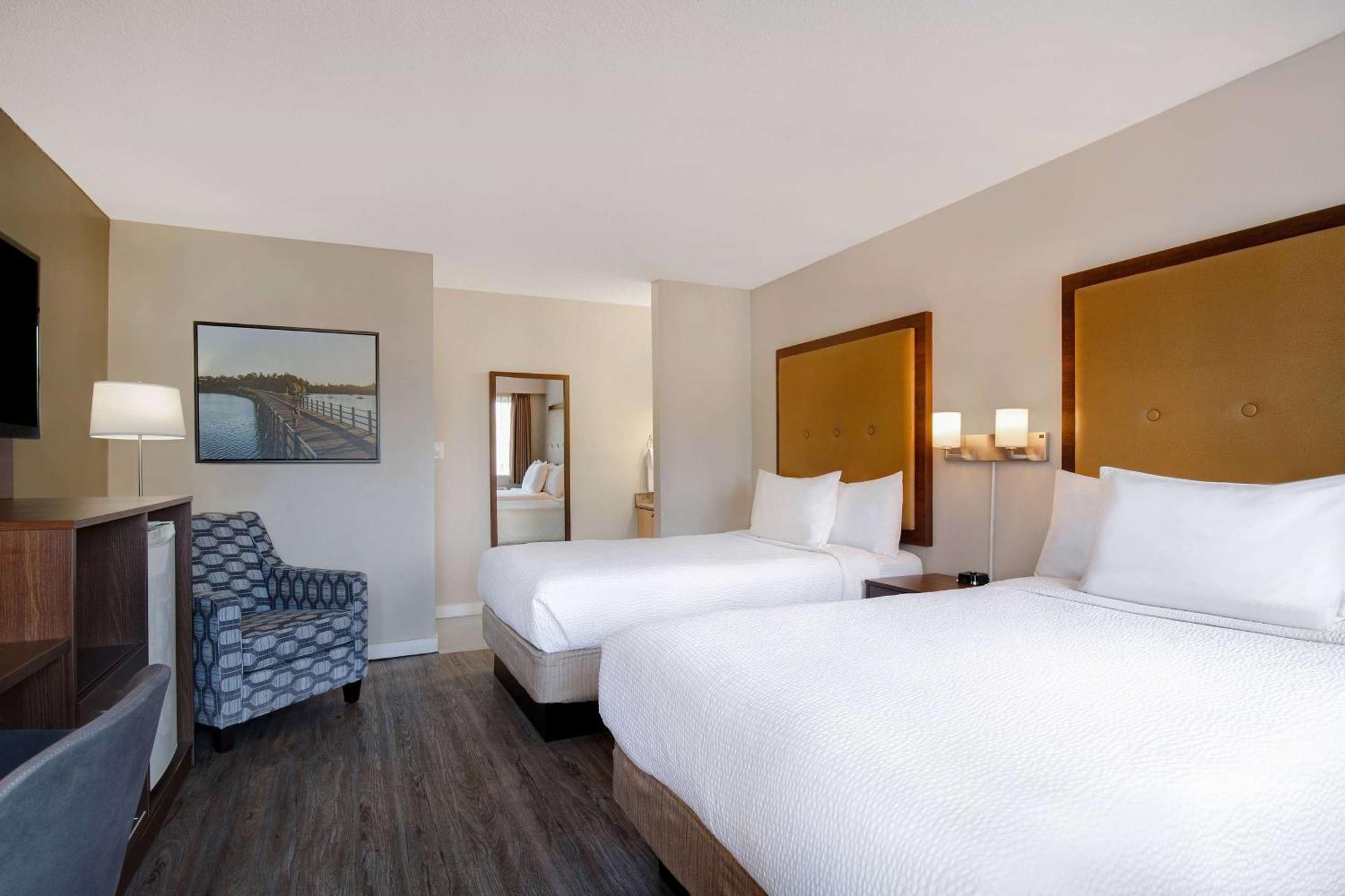 Days By Wyndham Uptown 3* Victoria